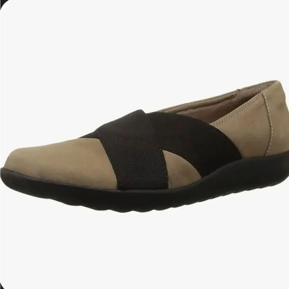 CLARKS MEDORA JEM CROSS STRAP FLATS